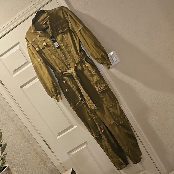 Fashion Nova Green Utility Jumpsuit - Picture 2 of 13